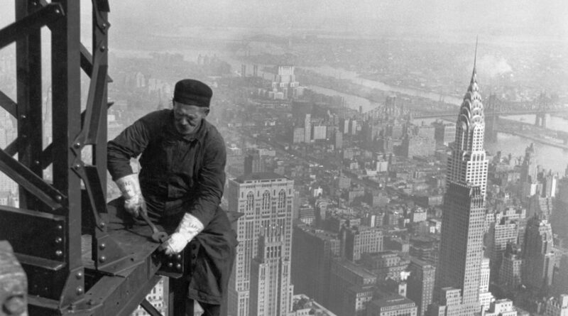 What Was the Status of US Workplace Safety Laws in 1900