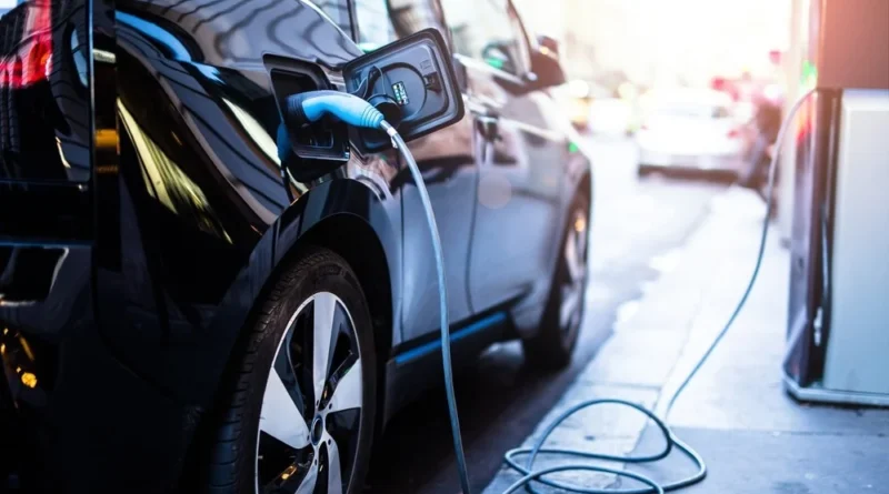 Understanding the Impact of Pristine Graphene on Electric Vehicle Manufacturing