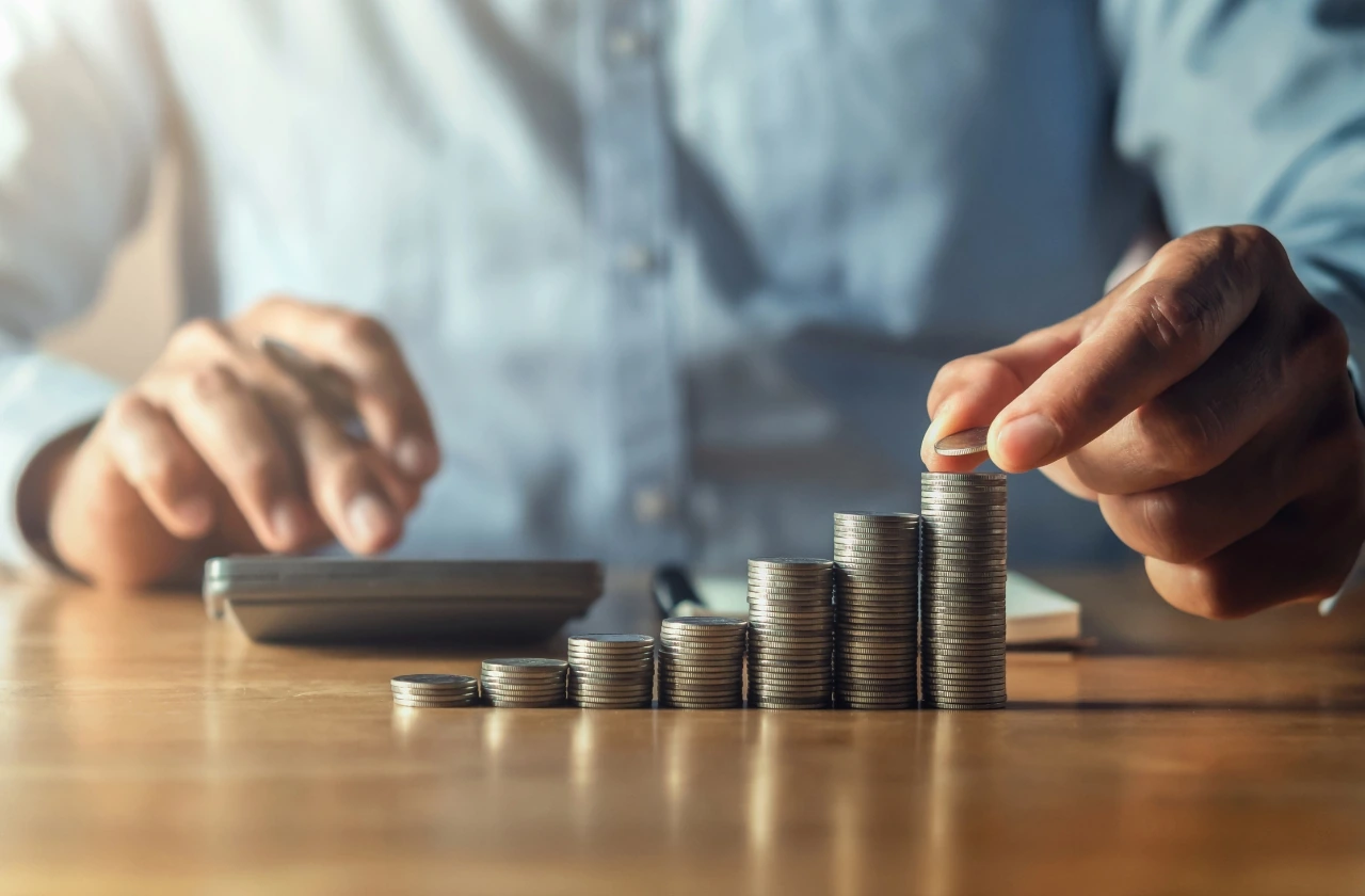 How to Use a Compound Interest Calculator to Grow Your Savings in Singapore