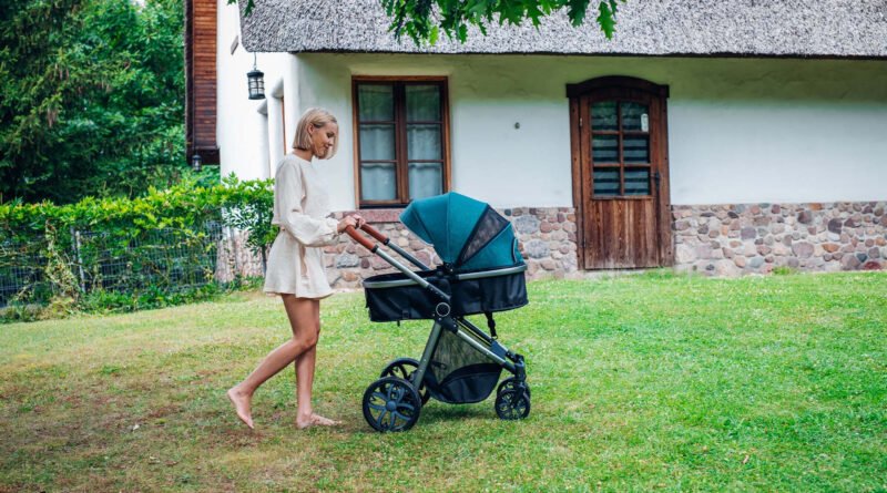 How to choose a baby stroller